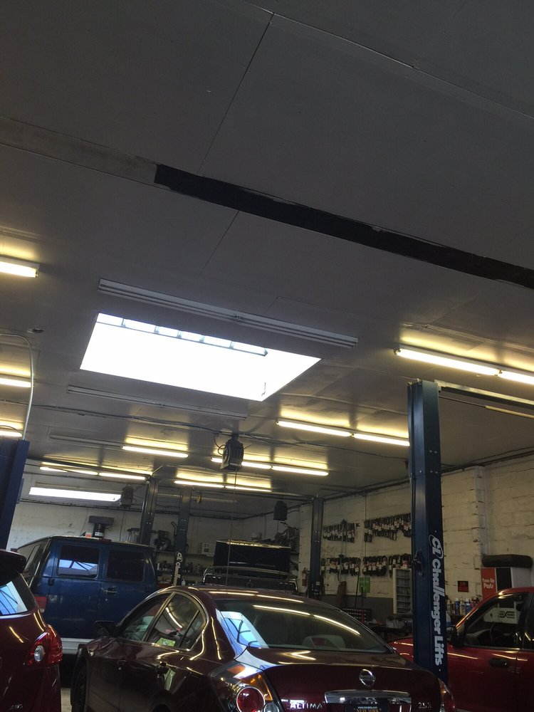 Thomas Auto Repair | 58-07 Brown Pl, Maspeth, NY 11378 | Phone: (718) 424-9006
