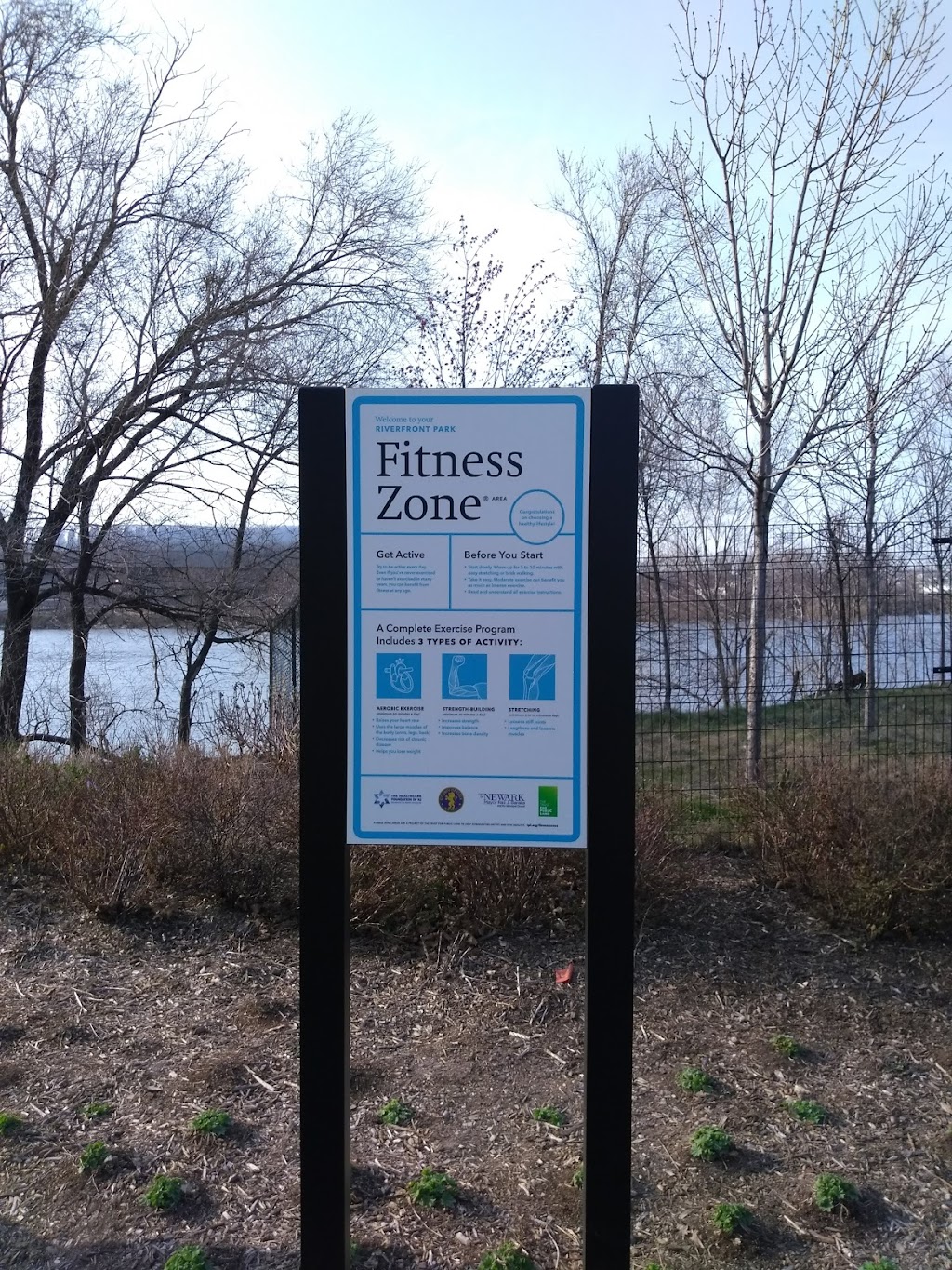 Fitness Zone - Newark Riverfront Park | 87G7PVM3+C7 635, 5, Raymond Blvd, Newark, NJ 07105 | Phone: (201) 341-8311