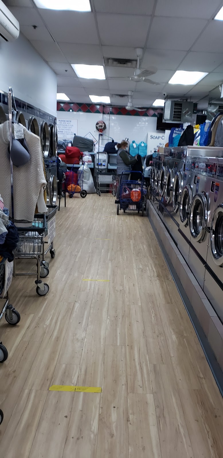 Suds and Such Laundromat | 82-01 Eliot Ave, Queens, NY 11379 | Phone: (718) 424-4948