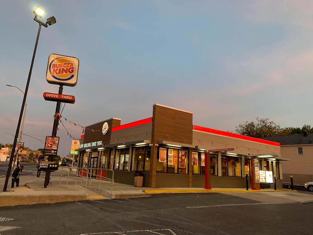 Burger King | 91-18 Astoria Blvd, Queens, NY 11369 | Phone: (718) 672-0855