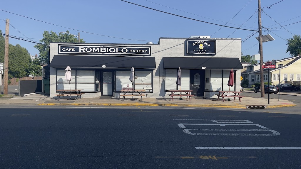 Rombiolo Bakery Cafe | 119 Broughton Ave, Bloomfield, NJ 07003 | Phone: (973) 680-0405