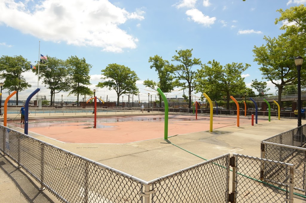 Lyons Pool Recreation Center | 6 Victory Blvd, Staten Island, NY 10301 | Phone: (718) 816-6172