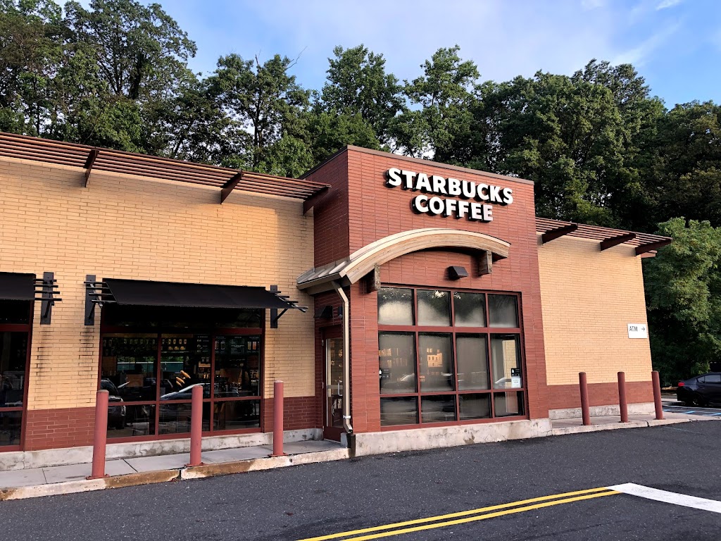 Starbucks | 2215 Rte 4 E, Fort Lee, NJ 07024 | Phone: (201) 592-0765