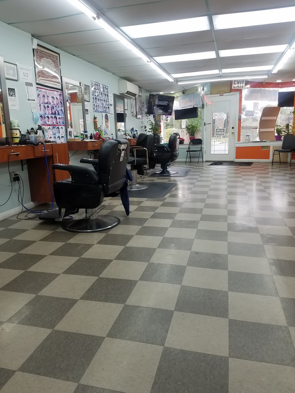 Moon Barber Shop | 291 N Central Ave, Valley Stream, NY 11580 | Phone: (646) 643-8191