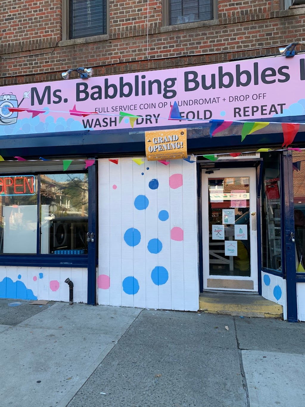 Ms. Babbling Bubbles Laundromat | 2816 Middletown Rd, Bronx, NY 10461 | Phone: (718) 828-0805