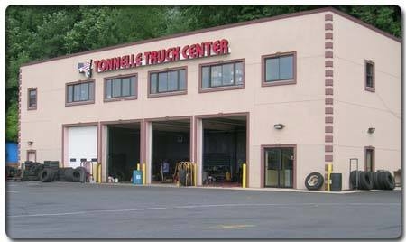 Tonnelle Tire Service | 221 US-1 Truck, Jersey City, NJ 07306 | Phone: (201) 333-3151
