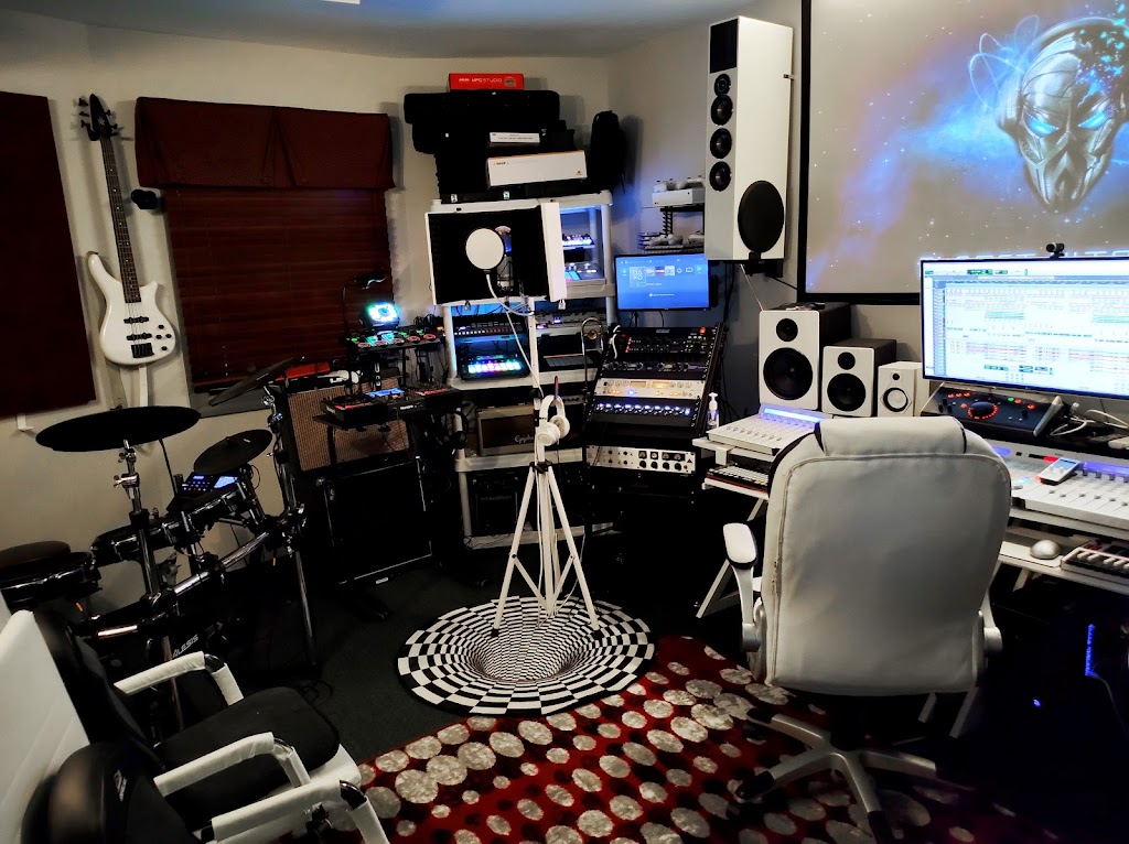 Planet HITS Lab Recording & Production Suites | 510 Broadway, Bayonne, NJ 07002 | Phone: (201) 855-4487