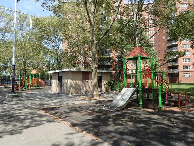 South Rochdale Playground | 173rd St &, 134th St, Jamaica, NY 11434 | Phone: (212) 639-9675