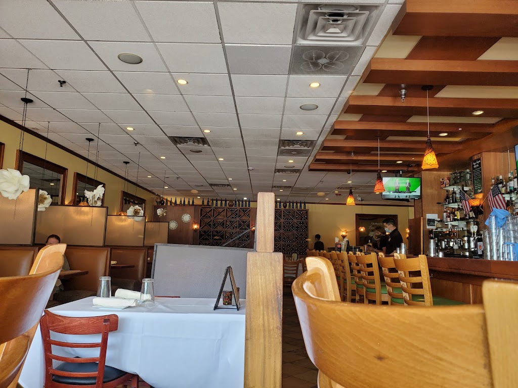 Francos Metro Restaurant, Bar & Pizza | 1475 Bergen Blvd, Fort Lee, NJ 07024 | Phone: (201) 461-6651