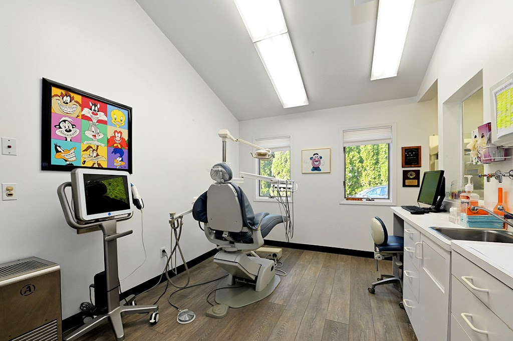 Danoff Orthodontics | 4 Vista Dr, Great Neck, NY 11021 | Phone: (516) 773-4133