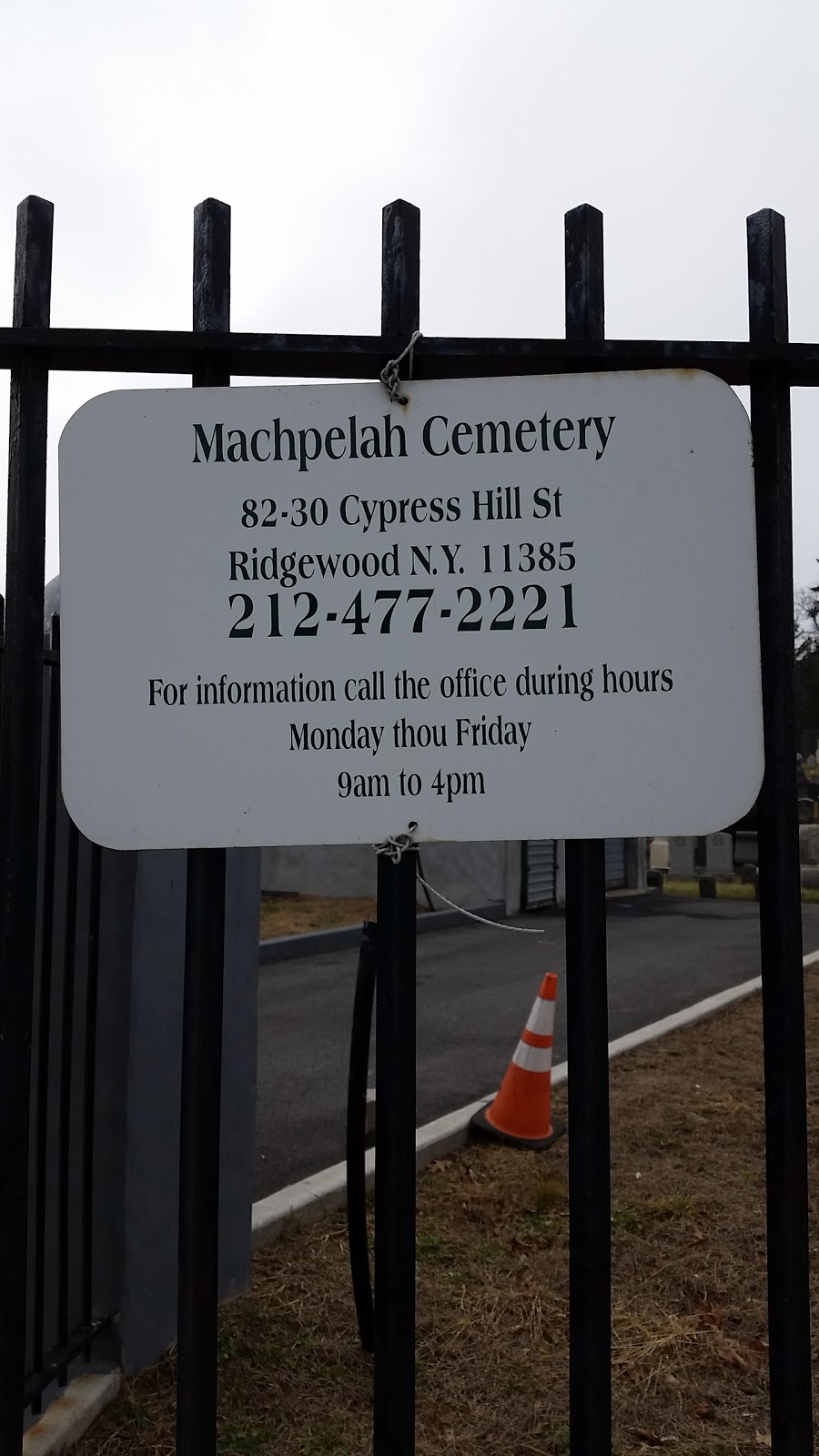 Machpelah Cemetery | 82-30 Cypress Hills St, Queens, NY 11385 | Phone: (718) 366-5959