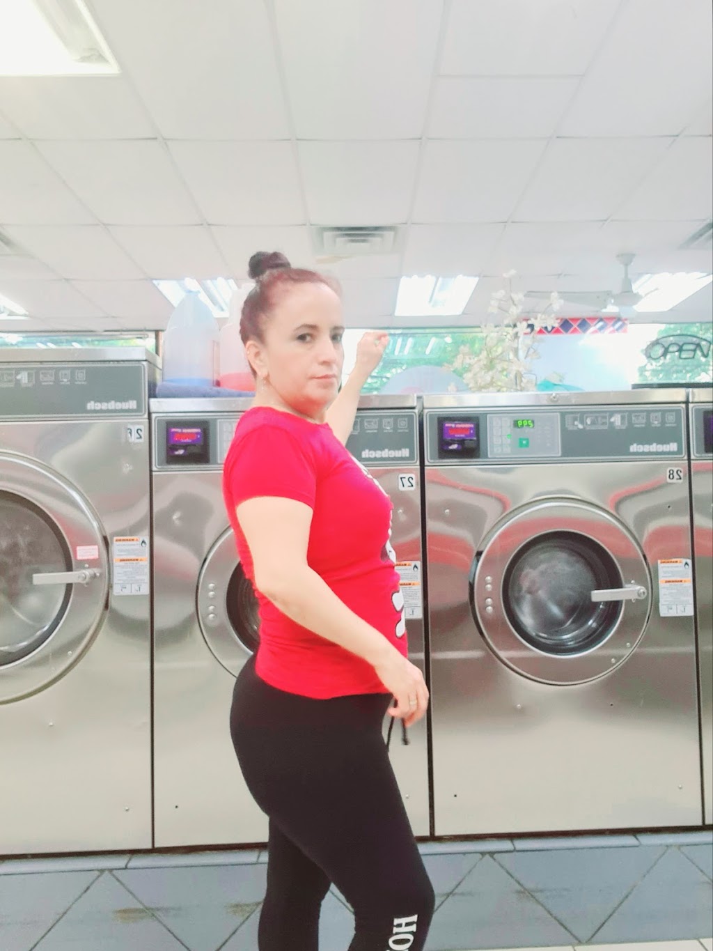 US Laundromat and Dry Cleaner | 2333 Hylan Blvd, Staten Island, NY 10306 | Phone: (718) 667-6667