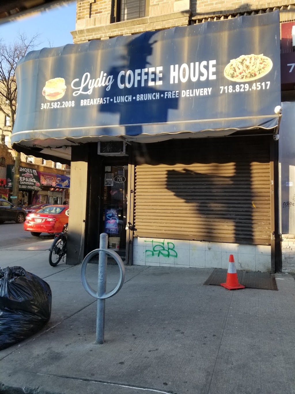 Lydig Coffee House | 721 Lydig Ave, Bronx, NY 10462 | Phone: (718) 829-4517