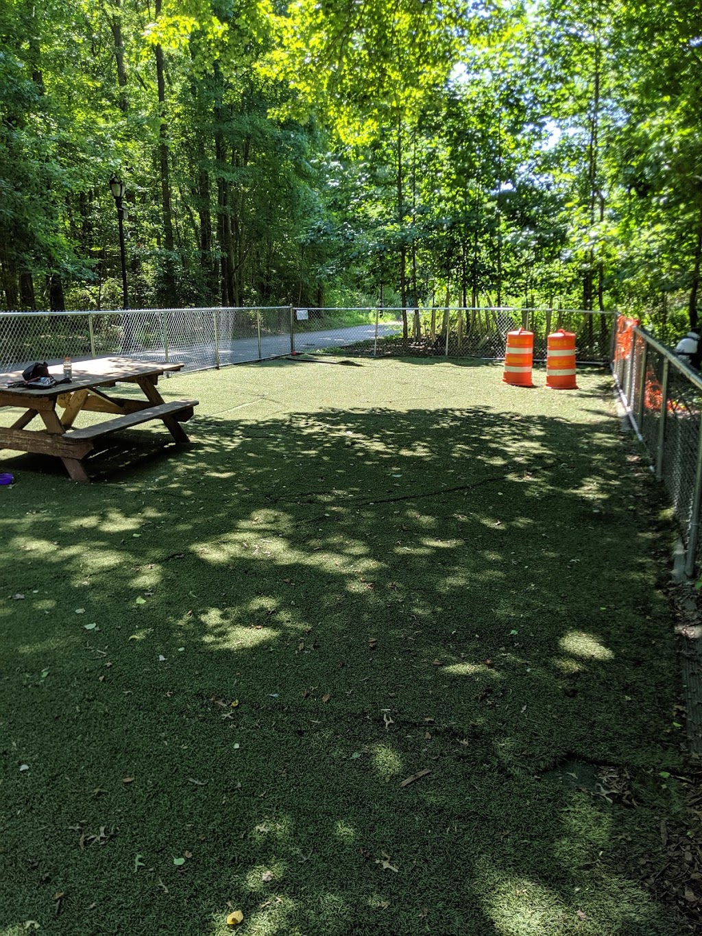 Bloomingdale Dog Run | Bloomingdale Park, Maguire Ave, Staten Island, NY 10309 | Phone: (212) 639-9675