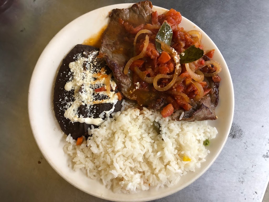Vero & Bere Mexican Deli Restaurant | 2 Savoy Ave, Elmont, NY 11003 | Phone: (516) 352-4185