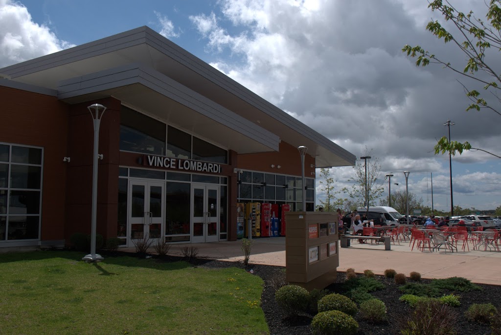 Vince Lombardi Travel Plaza | NJ Tpke, Ridgefield, NJ 07657 | Phone: (609) 581-2233