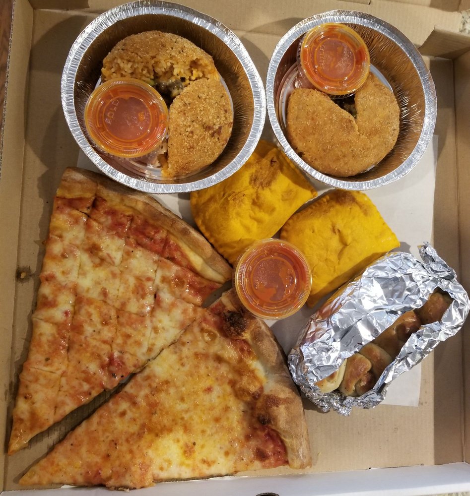 Gigis Pizza | 673 Hillside Avenue, New Hyde Park, NY 11040 | Phone: (516) 326-7879