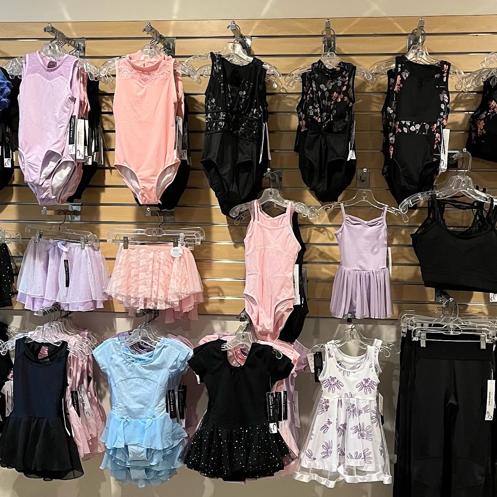 Move N Style Dancewear | 19 Lincoln Ave, Staten Island, NY 10306 | Phone: (718) 980-4880