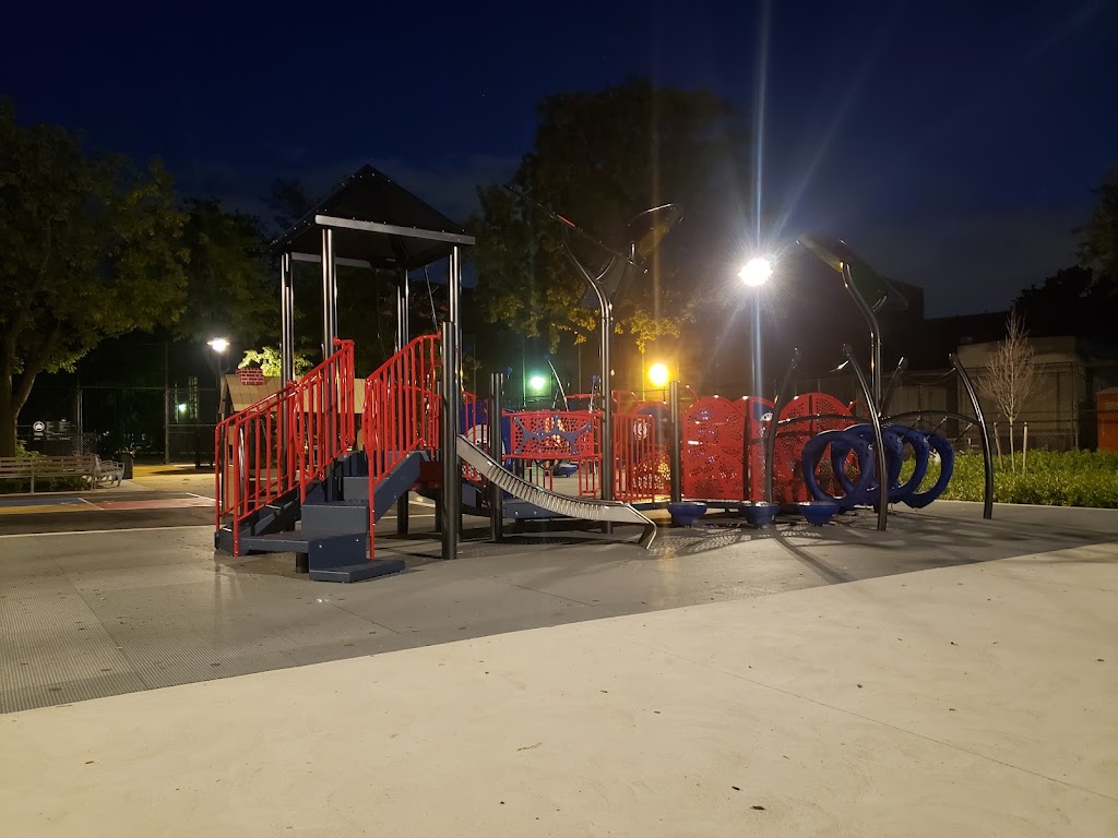 Challenge Playground | 6107 251st St, Queens, NY 11362 | Phone: (212) 639-9675