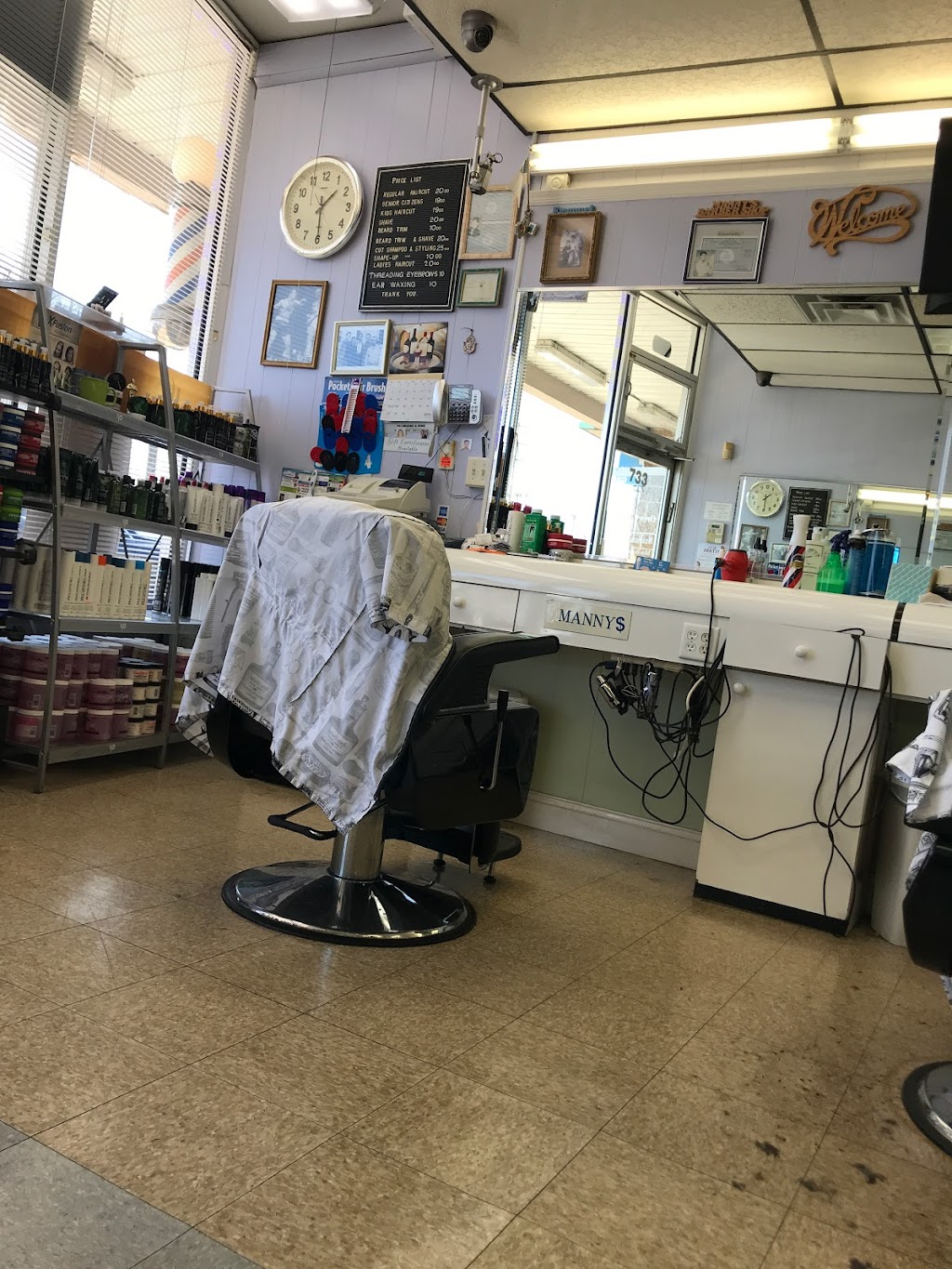 Mannys Barber Shop | 733 Hillside Avenue, New Hyde Park, NY 11040 | Phone: (516) 354-2320