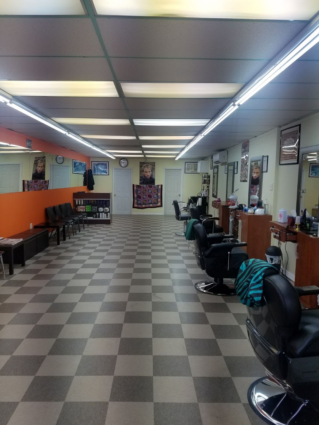 Moon Barber Shop | 291 N Central Ave, Valley Stream, NY 11580 | Phone: (646) 643-8191